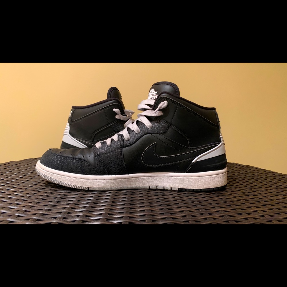 Air Jordan 1 Retro ‘86